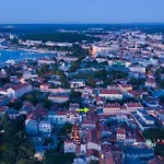 Apartment De Ville 2020 With Free Parking